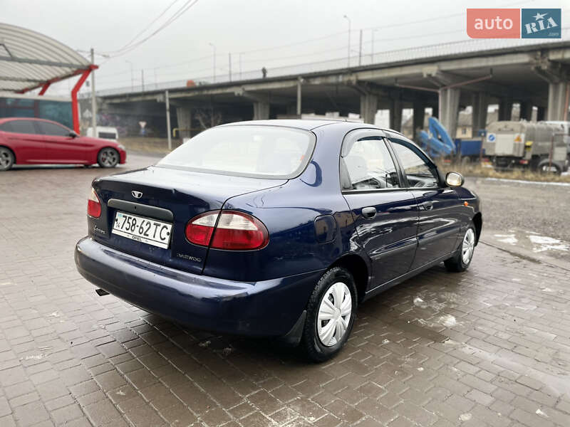 Седан Daewoo Lanos 2003 в Львове