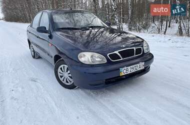 Седан Daewoo Lanos 2003 в Мені