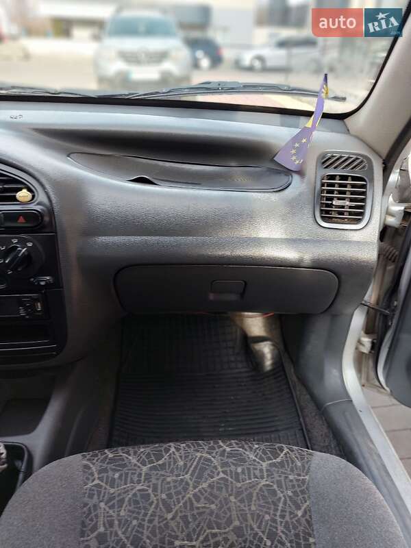 Седан Daewoo Lanos 2007 в Луцке