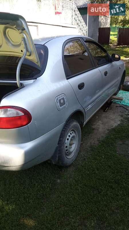 Седан Daewoo Lanos 2002 в 