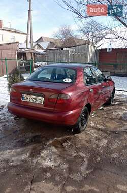 Седан Daewoo Lanos 1998 в Мене