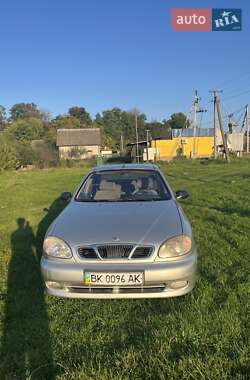 Седан Daewoo Lanos 2004 в 