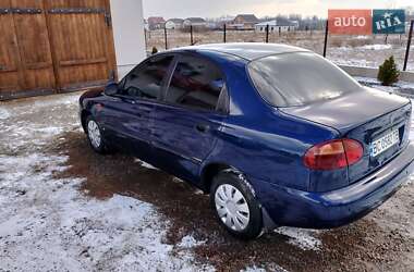 Седан Daewoo Lanos 2002 в Долине