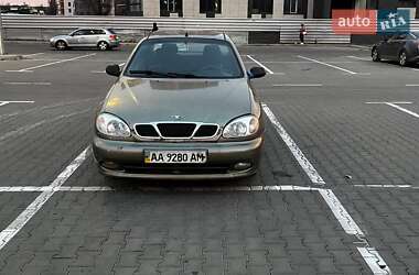 Седан Daewoo Lanos 2004 в Киеве