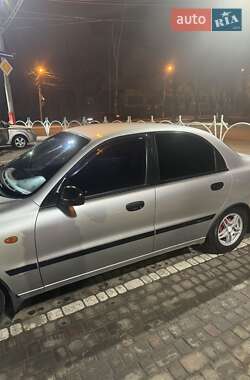 Седан Daewoo Lanos 2000 в 