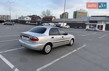 Седан Daewoo Lanos 2003 в Киеве