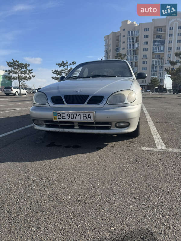 Седан Daewoo Lanos 2004 в Николаеве