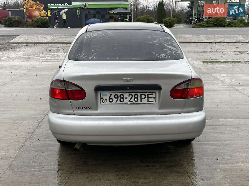 Седан Daewoo Lanos 2003 в Солотвине