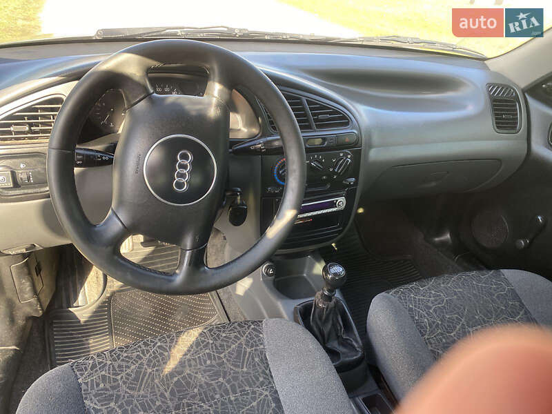 Седан Daewoo Lanos 2006 в Чернігові