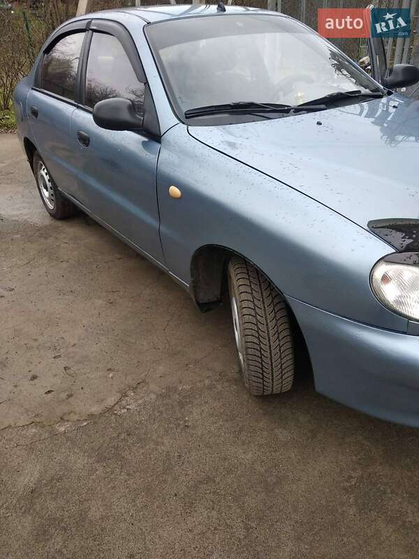 Седан Daewoo Lanos 2008 в Завалье