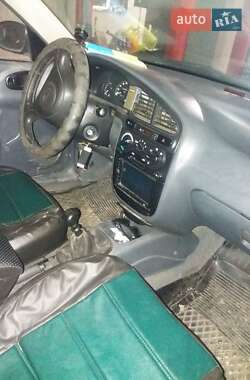 Седан Daewoo Lanos 2002 в 