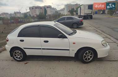 Хэтчбек Daewoo Lanos 2004 в Херсоне