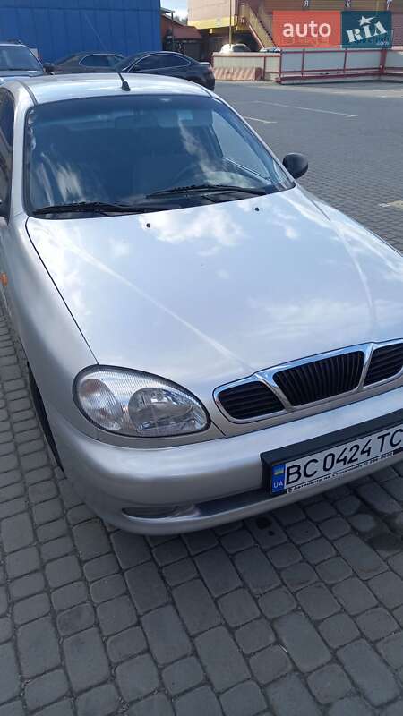 Седан Daewoo Lanos 2005 в Львове