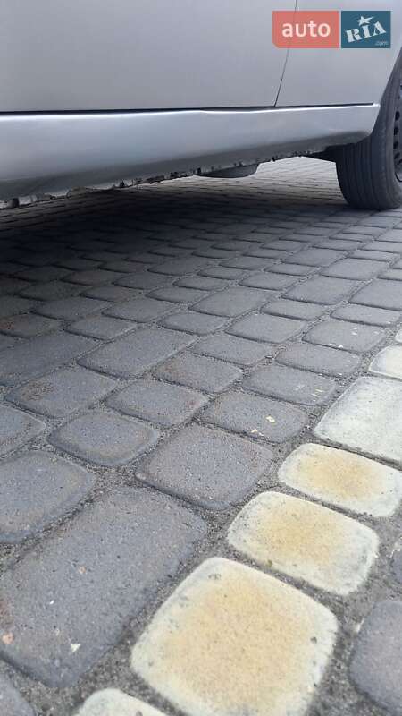 Седан Daewoo Lanos 2005 в Львове