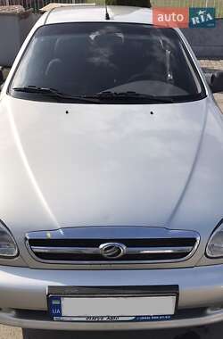 Седан Daewoo Lanos 2010 в 
