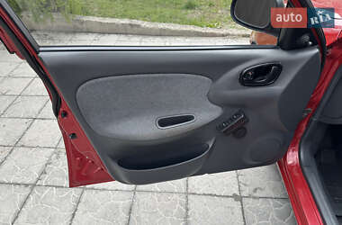 Седан Daewoo Lanos 2008 в 