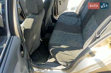Седан Daewoo Lanos 2004 в 