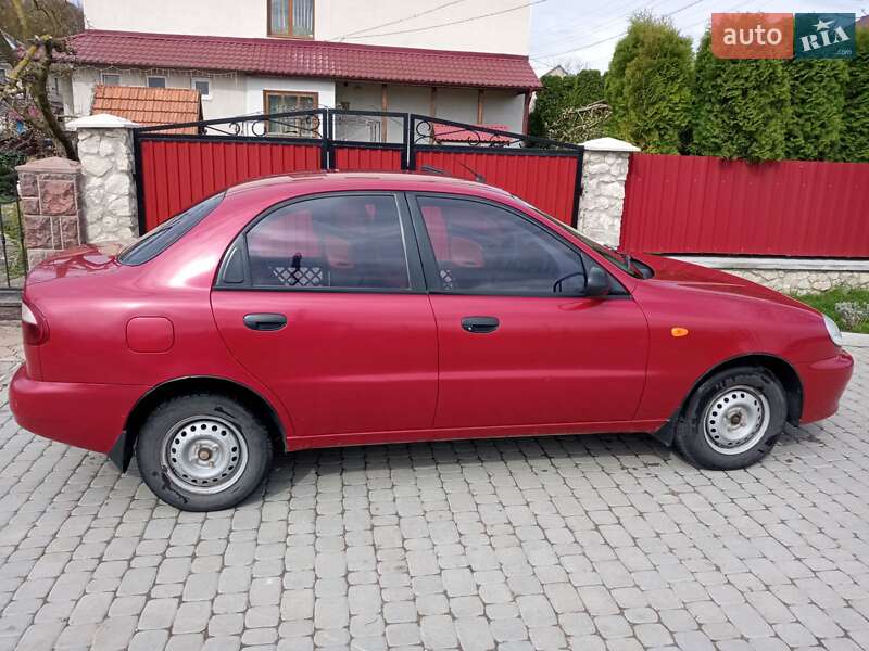 Седан Daewoo Lanos 2008 в 