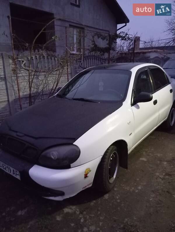 Седан Daewoo Lanos 2004 в 