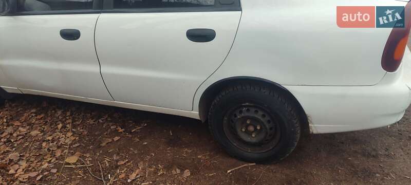 Седан Daewoo Lanos 2011 в Славянске