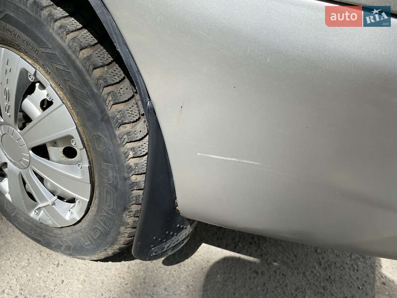 Седан Daewoo Lanos 2006 в Дніпрі