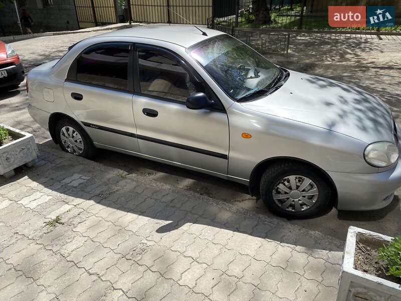Седан Daewoo Lanos 2006 в Дніпрі