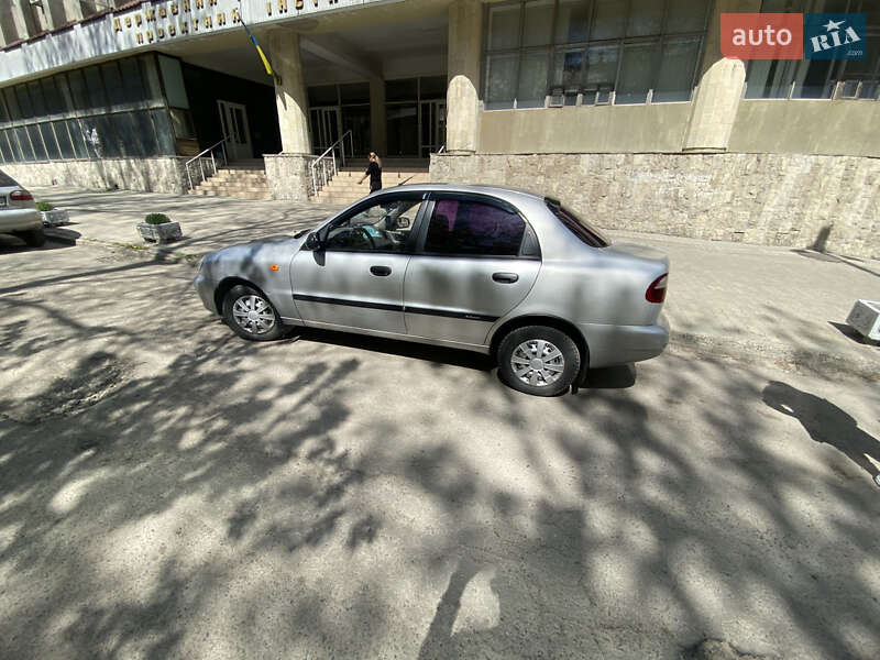 Седан Daewoo Lanos 2006 в Дніпрі
