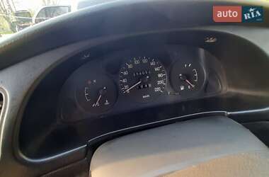 Седан Daewoo Lanos 2004 в Синельниковому