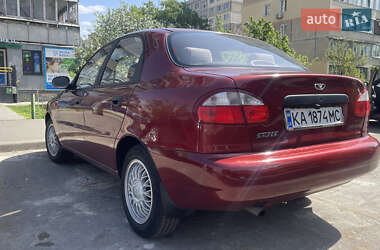 Седан Daewoo Lanos 2002 в 