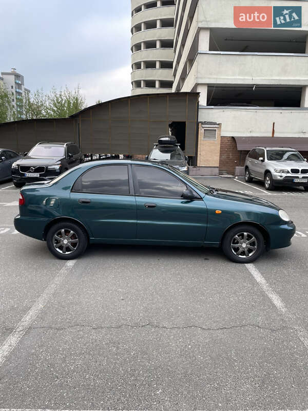 Седан Daewoo Lanos 2006 в Киеве