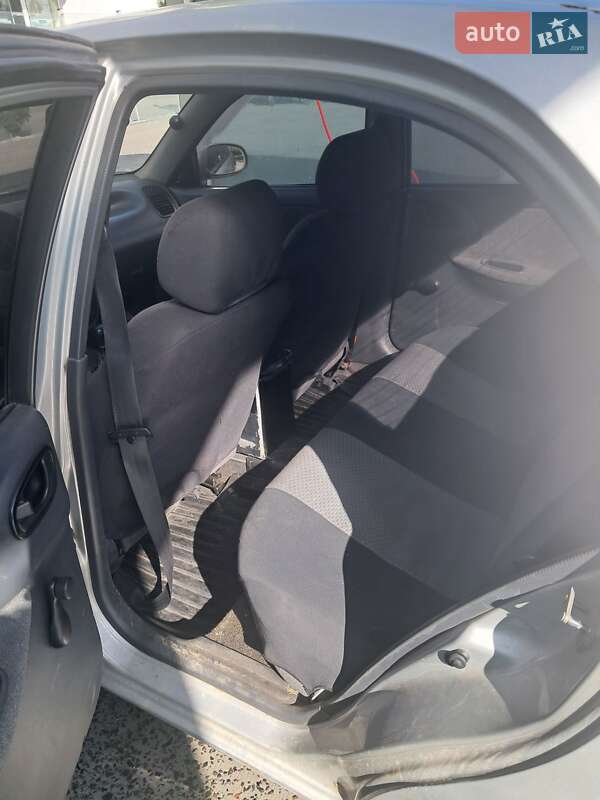 Седан Daewoo Lanos 2006 в Львове