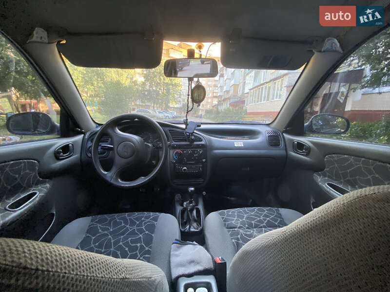 Седан Daewoo Lanos 2003 в Тернополе