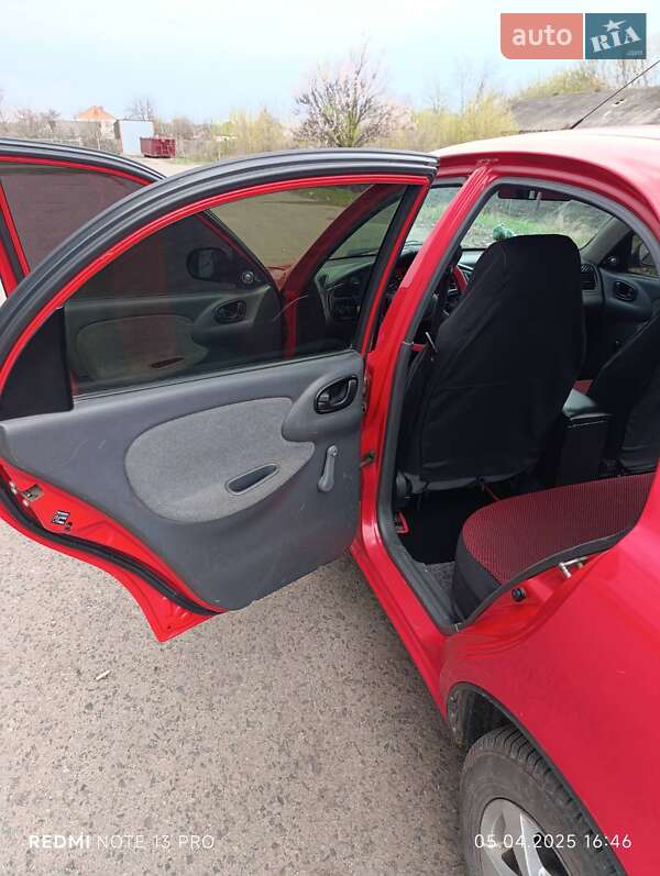 Седан Daewoo Lanos 2008 в Карловке