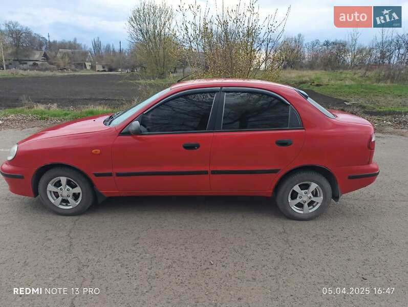 Седан Daewoo Lanos 2008 в Карловке