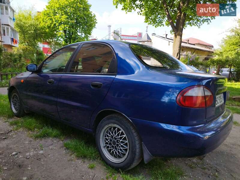 Седан Daewoo Lanos 2006 в Львове