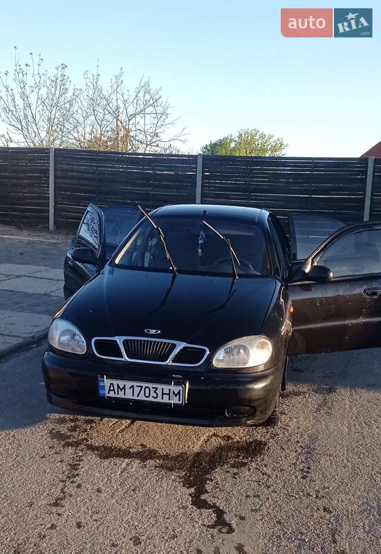 Седан Daewoo Lanos 2006 в Овруче