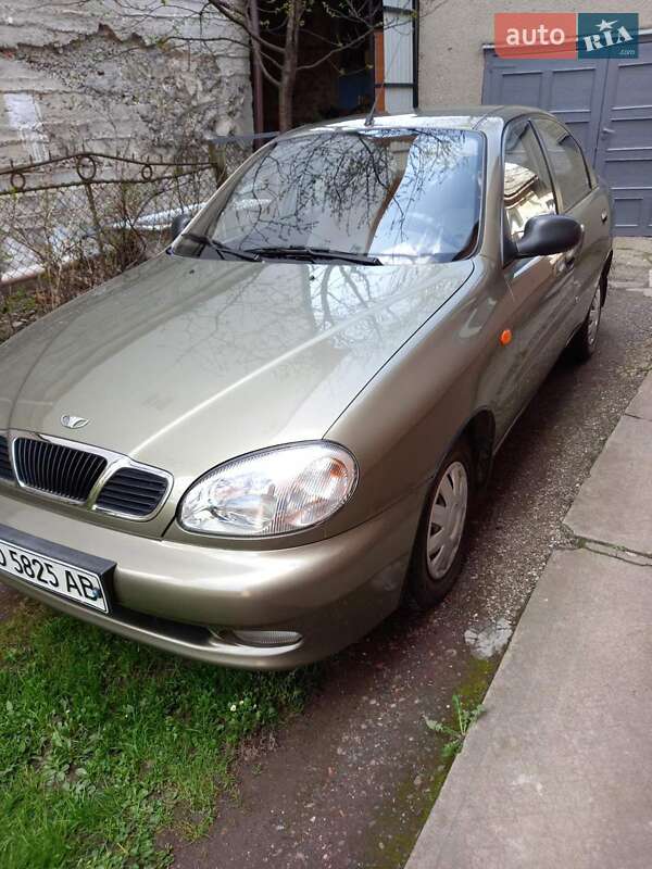 Седан Daewoo Lanos 2005 в Рахові