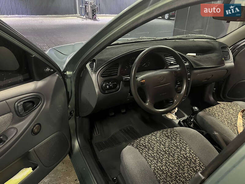 Седан Daewoo Lanos 2009 в Днепре