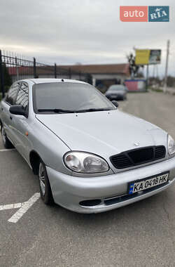 Седан Daewoo Lanos 2005 в Макарові