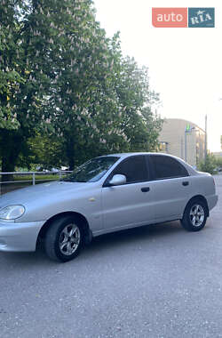 Седан Daewoo Lanos 2004 в 