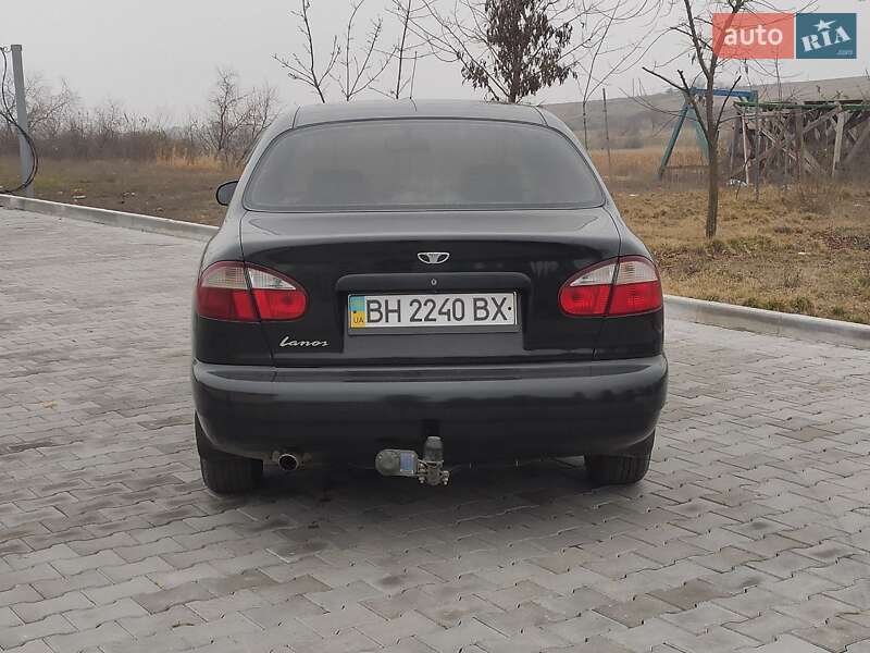 Седан Daewoo Lanos 2008 в Южному