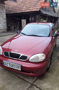 Седан Daewoo Lanos 2006 в Хусті