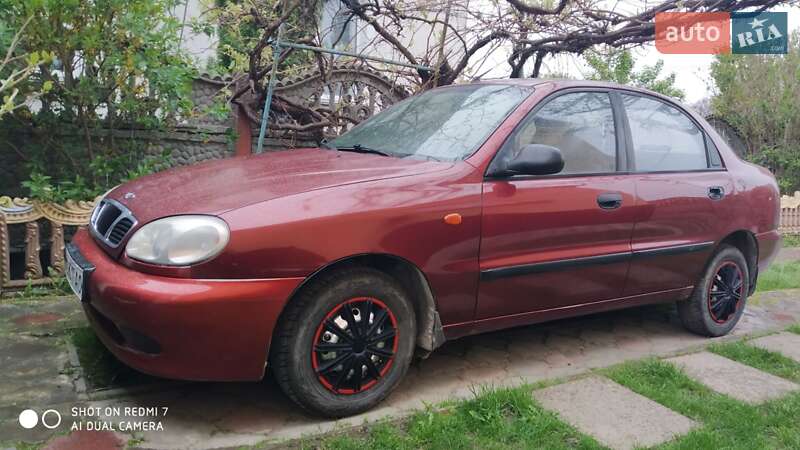 Седан Daewoo Lanos 2002 в 