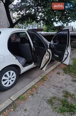 Седан Daewoo Lanos 2002 в Днепре