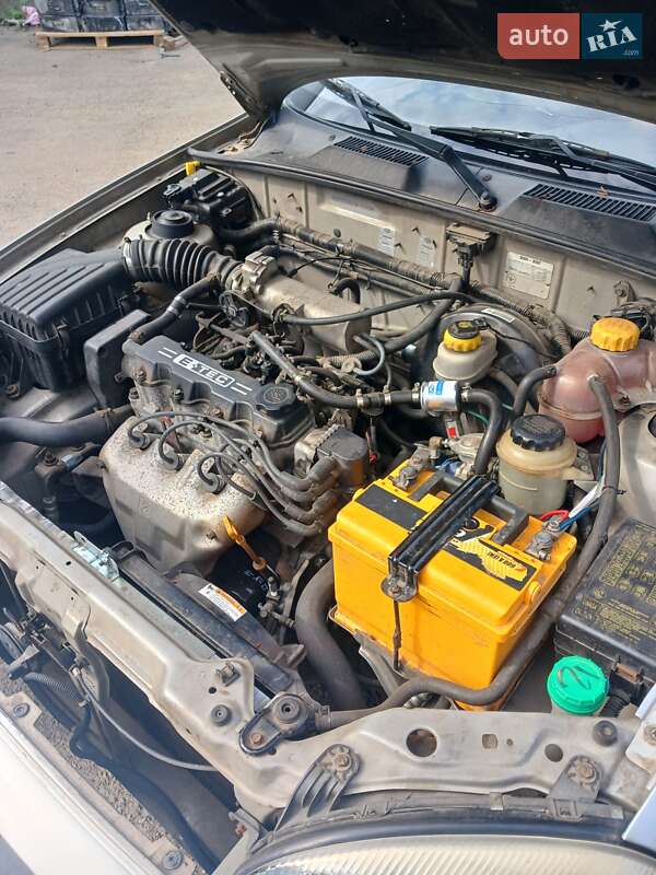 Седан Daewoo Lanos 2003 в Одессе