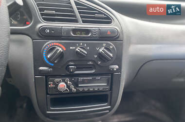 Седан Daewoo Lanos 2004 в 