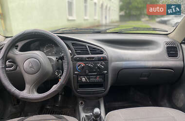 Седан Daewoo Lanos 2004 в 