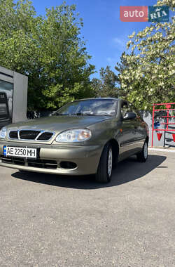 Седан Daewoo Lanos 2004 в Днепре