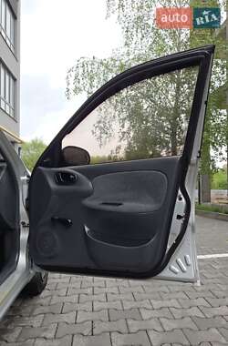 Седан Daewoo Lanos 2006 в 