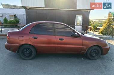 Седан Daewoo Lanos 2000 в 